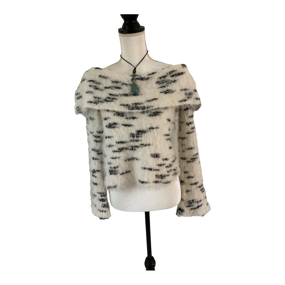 Vintage Penta Womens Sweater Small Fuzzy